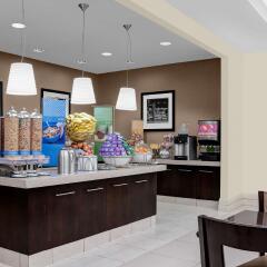Отель Hampton Inn Manhattan-Times Square North США, Нью-Йорк - 1 отзыв об отеле, цены и фото номеров - забронировать отель Hampton Inn Manhattan-Times Square North онлайн питание