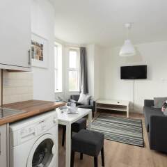 Апартаменты Cosy 1BD Apartment in West Didsbury комната для гостей фото 2