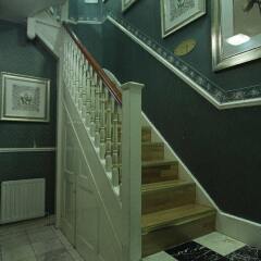 Отель Opulence Central London сейф в номере