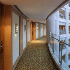 Radisson Blu Hotel New Delhi Dwarka интерьер отеля