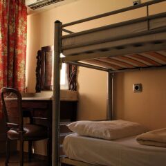 Отель Pars Teatro Hostel Испания, Барселона - отзывы, цены и фото номеров - забронировать отель Pars Teatro Hostel онлайн сейф в номере