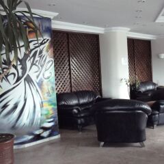 West Ada Inn Hotel интерьер отеля фото 2