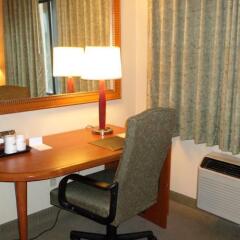 Отель Days Inn and Suites Richfield удобства в номере