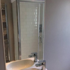 Апартаменты Beautiful City Centre 1 Bedroom Apartment ванная