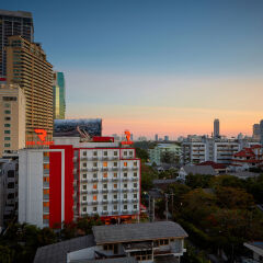 Отель Red Planet Bangkok Asoke балкон