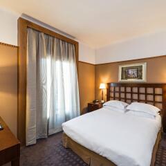 Отель Best Western Hôtel Mercedes Arc de Triomphe комната для гостей
