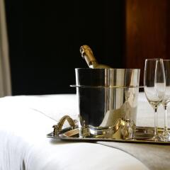 Hotel Único Madrid - Small Luxury Hotels of the World в номере фото 2