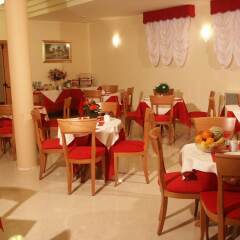 Hotel Montereale Порденоне питание