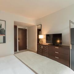 Отель Marriott Vacation Club Pulse, New York City США, Нью-Йорк - отзывы, цены и фото номеров - забронировать отель Marriott Vacation Club Pulse, New York City онлайн удобства в номере фото 2