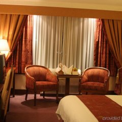 Nairobi Serena Hotel in Nairobi, Kenya from 259$, photos, reviews - zenhotels.com guestroom