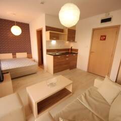 Апартаменты Menada Rainbow Apartments Солнечный берег комната для гостей фото 12