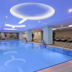 Ramada Hotel & Suites Istanbul Merter бассейн