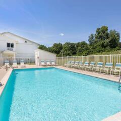 Отель Super 8 by Wyndham Vicksburg США, Виксбург - отзывы, цены и фото номеров - забронировать отель Super 8 by Wyndham Vicksburg онлайн бассейн