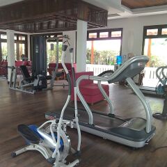 Отель Vinh Hung Emerald Resort фитнесс-зал