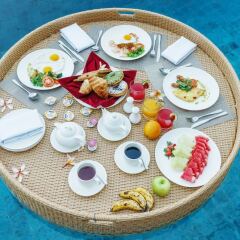 Отель Mangosteen Ubud by Premier Hospitality Asia питание