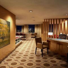 Отель DoubleTree By Hilton Kuala Lumpur Малайзия, Куала-Лумпур - 3 отзыва об отеле, цены и фото номеров - забронировать отель DoubleTree By Hilton Kuala Lumpur онлайн интерьер отеля фото 3