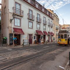 Отель Alfama Best Terrace & View Gonzalos Home фото 2