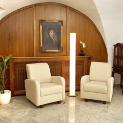Отель Metamorphis Hotel Чехия, Прага - 8 отзывов об отеле, цены и фото номеров - забронировать отель Metamorphis Hotel онлайн интерьер отеля фото 3