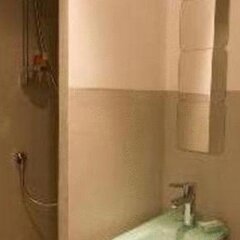 Отель Hip Suites ванная