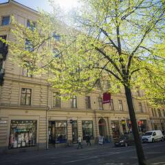 Отель HTL Kungsgatan Швеция, Стокгольм - 2 отзыва об отеле, цены и фото номеров - забронировать отель HTL Kungsgatan онлайн фото 2