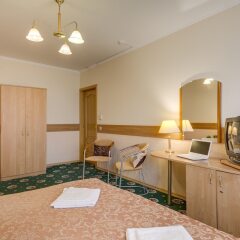 Гостиница OREKHOVO APARTMENTS with two bedrooms near Tsaritsyno park в Москве отзывы, цены и фото номеров - забронировать гостиницу OREKHOVO APARTMENTS with two bedrooms near Tsaritsyno park онлайн Москва комната для гостей фото 5