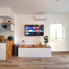 Апартаменты Lux Apartment Торремолинос комната для гостей фото 5
