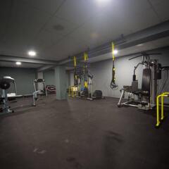 Athina Airport Hotel фитнесс-зал