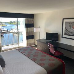 Отель Ramada Waterfront Sarasota комната для гостей