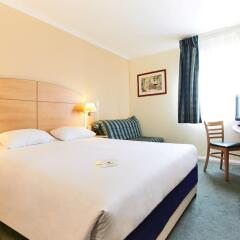 Campanile Hotel Glasgow 3* Стандартный номер с двуспальной кроватью