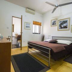 Отель Harbour View Host Family Bed and Breakfast комната для гостей фото 5