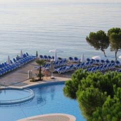 Отель Aparthotel Ponent Mar бассейн фото 3
