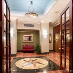 Отель Club Quarters in Washington DC США, Вашингтон - отзывы, цены и фото номеров - забронировать отель Club Quarters in Washington DC онлайн интерьер отеля фото 3
