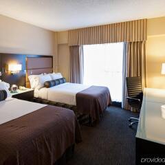 Отель Holiday Inn Vancouver Downtown & Suites Канада, Ванкувер - отзывы, цены и фото номеров - забронировать отель Holiday Inn Vancouver Downtown & Suites онлайн комната для гостей фото 2