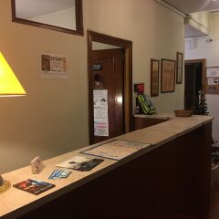 Отель Hostal Tokio Испания, Мадрид - 1 отзыв об отеле, цены и фото номеров - забронировать отель Hostal Tokio онлайн интерьер отеля фото 2