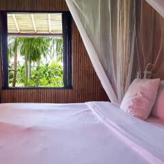 Отель Cocotero Resort The Hidden Village by Costa Lanta комната для гостей