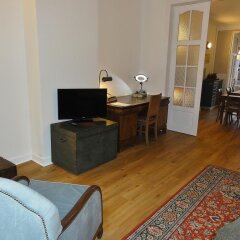 Отель Train Flat Apartment Brussels Бельгия, Брюссель - отзывы, цены и фото номеров - забронировать отель Train Flat Apartment Brussels онлайн удобства в номере