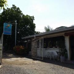 Отель Lapu Lapu Cottages and Restaurant Филиппины, Лапу-Лапу - отзывы, цены и фото номеров - забронировать отель Lapu Lapu Cottages and Restaurant онлайн парковка