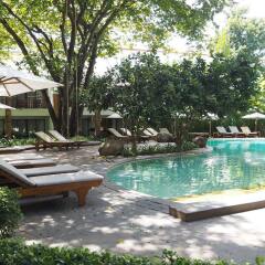 Woodlands Hotel & Resort Паттайя бассейн фото 3
