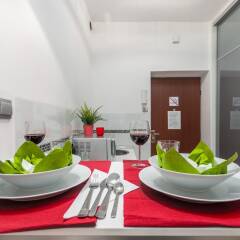 Отель Little Home - Krucza 19 Польша, Варшава - отзывы, цены и фото номеров - забронировать отель Little Home - Krucza 19 онлайн в номере фото 2
