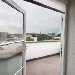 Отель Queensgate Court балкон