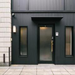 Отель Guest House Yasuragi Hakata Station Side Хаката вид на фасад