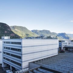 Отель Four Points by Sheraton Bolzano Больцано приотельная территория