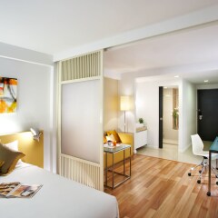 Отель Citadines Sukhumvit 16 Bangkok Таиланд, Бангкок - 1 отзыв об отеле, цены и фото номеров - забронировать отель Citadines Sukhumvit 16 Bangkok онлайн комната для гостей фото 2