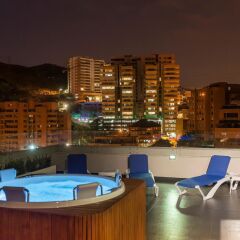 Отель Hampton by Hilton Cali с домашними животными