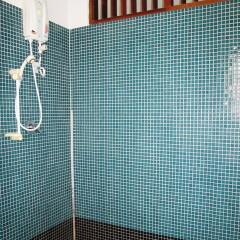 Отель Keerati Homestay Таиланд, Паттайя - отзывы, цены и фото номеров - забронировать отель Keerati Homestay онлайн ванная