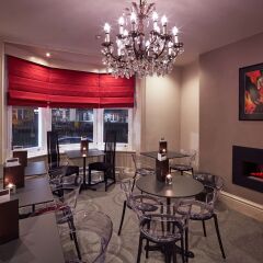 The Square Hotel интерьер отеля