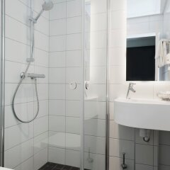 Thon Hotel Tønsberg Brygge in Tonsberg, Norway from 175$, photos, reviews - zenhotels.com bathroom