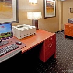 Отель Holiday Inn Express Stony Brook интерьер отеля фото 2