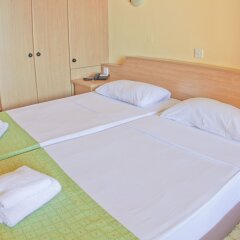 Отель Luna Holiday Complex Меллиха комната для гостей фото 4