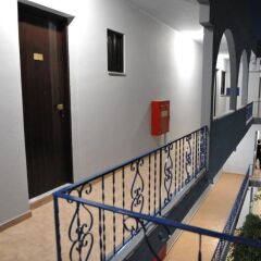 Maritime Hotel Aprts парковка